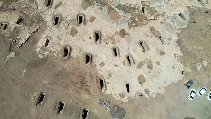 tum gozler oraya cevrildi adiyamanda 40 odaya girildi vurulan her kazmada bir modul hazine nhf7N7cK