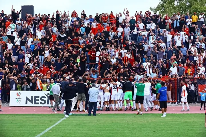 Türkiye'de gol yemeyen bir ekip var 5 turkiyede gol yemeyen bir ekip var 4