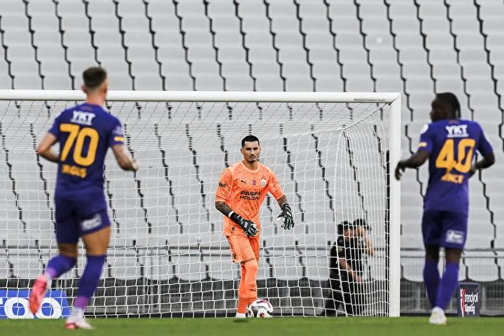 ugurcan cakir galatasarayla uzun yillar basarili olmayi hedefliyorum 1 168DHT1j