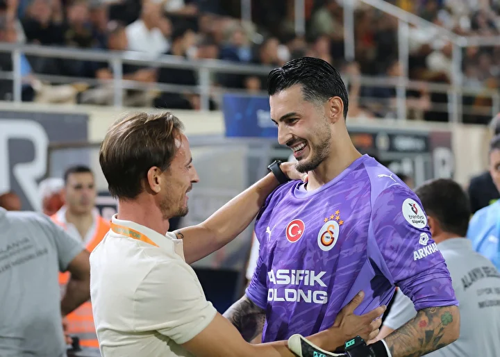 ugurcan cakir kalesine duvar ordu alanyada rekorunu egale etti 2 wwfY6TNJ
