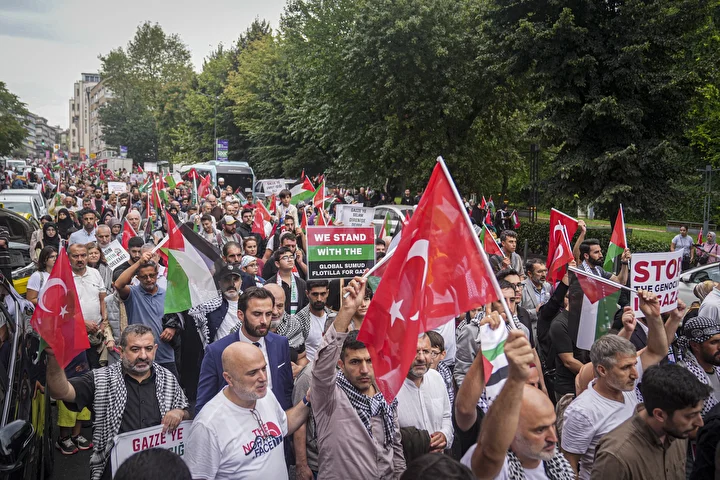 unlu oyuncular gazze icin ayakta butun gozler sumud filosunda 10 RHrzpswu