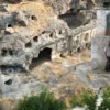 ustu cami alti kilise kayadan oyma tarihi yapi gorenleri hayran birakiyor HzFBIXMP.webp