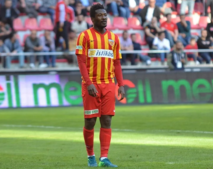 victor osimhene sok suclama sakatlik numarasi yapiyor 6 p2szuaW8