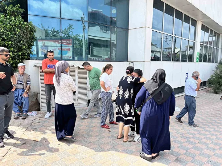 yasmine arizali teneffus aygiti takildigi tez edildi 7 ay komada kalip hayatini kaybetti 7