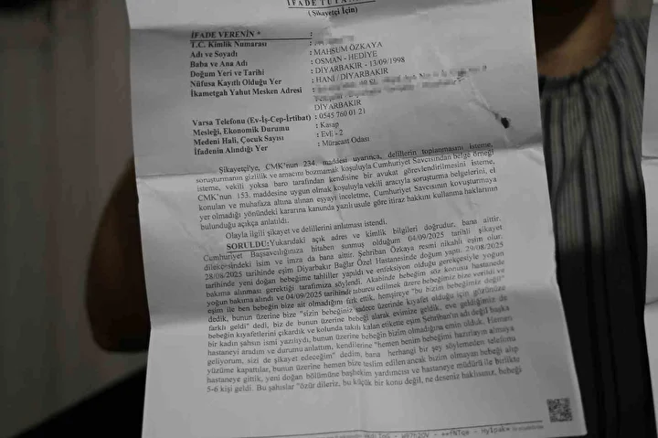 yeni dogan bebekler karistirildi bize benzemiyor diye itiraz eden aileyi dinlemediler 4
