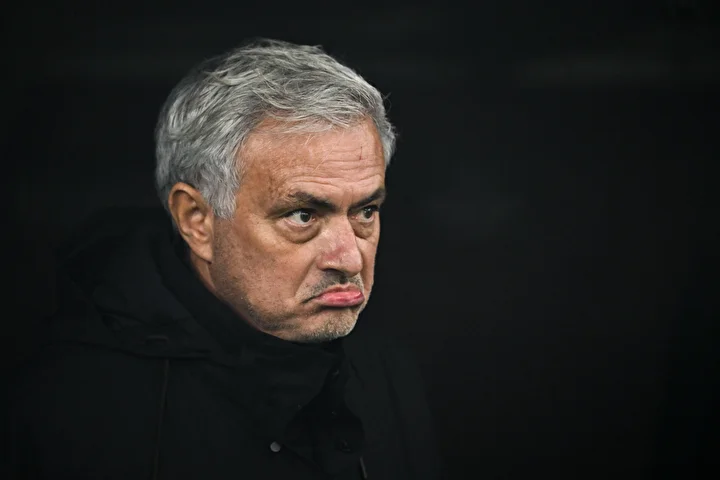 yeni duragini acikladilar mourinho icin premier lig tezi 2 UVcficmP