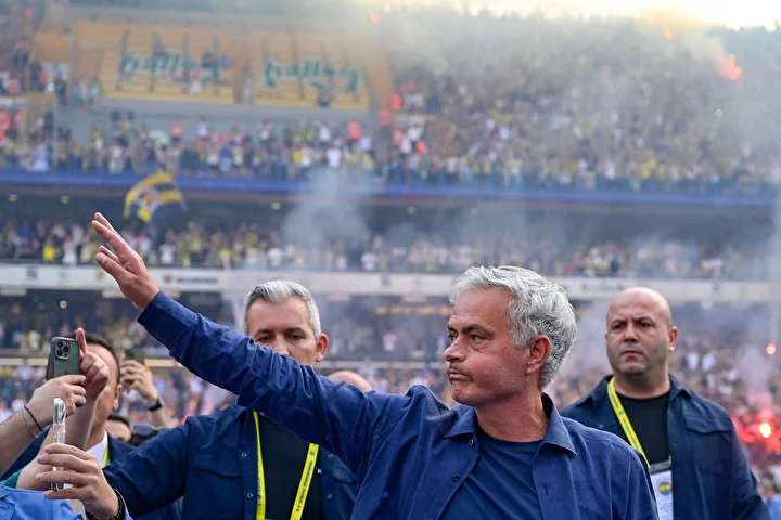 yeni duragini acikladilar mourinho icin premier lig tezi 3
