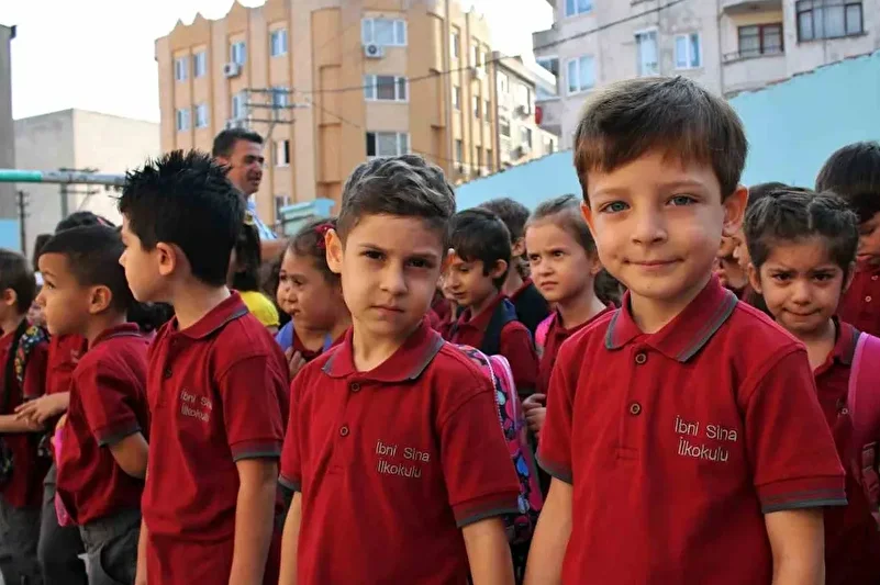 yeni egitim ogretim yili bugun basliyor 18 milyon ogrenci dersbasi yapacak 2 kGQEQjUL