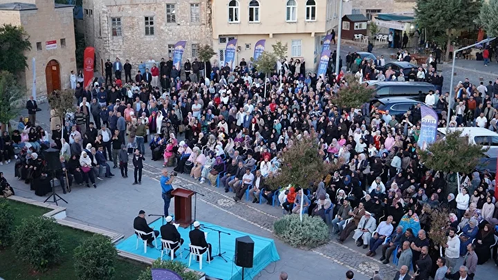 yilda 2 defa gerceklesiyor siirtte isik hadisesi ilgiyle izlendi 3 W2XHgbsF