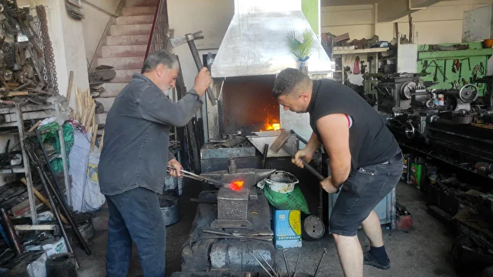 yozgatta binlerce yillik meslegin 55 yillik temsilcileri baba ogulun tek istegi gelenegi devam ettirmek