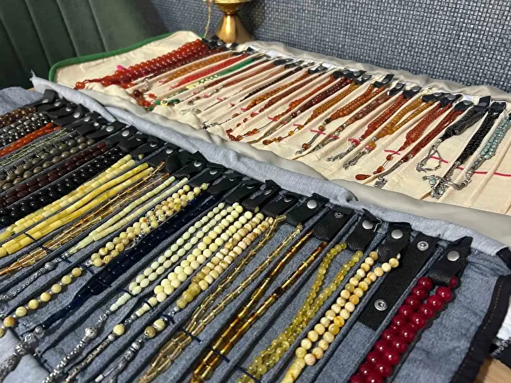 35 yillik tespih koleksiyonunu gazze icin satisa cikardi 3 emjTtPWM