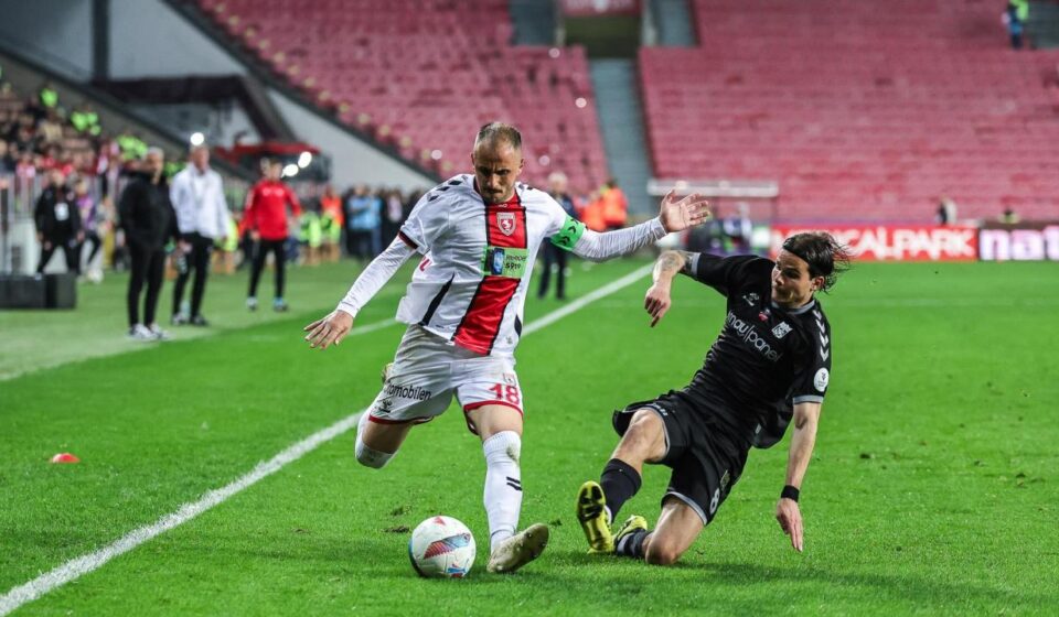 637 bin nufuslu kentin vergi rekortmeni 1 ligden bir yunan futbolcu dVQIjK3N.jpg