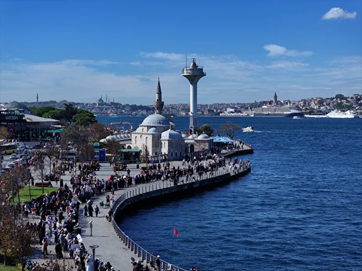ak parti bayan kollarindan gazze icin sessiz ciglik aktifligi kiyi cizgisi boyunca zincir olusturuldu cmd2wSi4