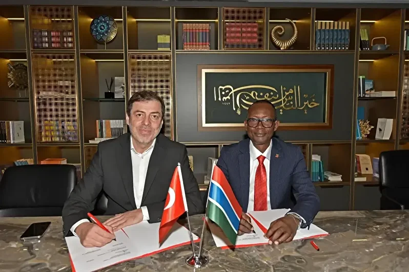 Albayrak Kümesi Afrika’nın en büyük bankalarından Zenith Bank ile proje finansman kredisi mukavelesi imzaladı 2 albayrak kumesi afrikanin en buyuk bankalarindan zenith bank ile proje finansman kredisi mukavelesi imzaladi 9cDVcHAR