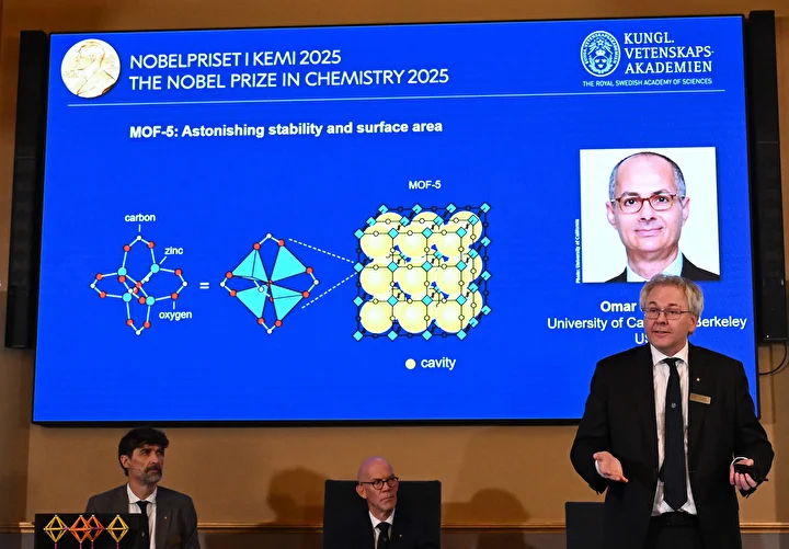 ammandaki multeci kampindan nobel mukafatina filistin asilli omar mwannes yaghi 4 nAawOmtl