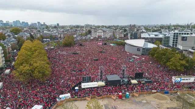 amsterdamda 250 bin kisi gazzeye takviye icin toplandi q7g1a9jQ.webp
