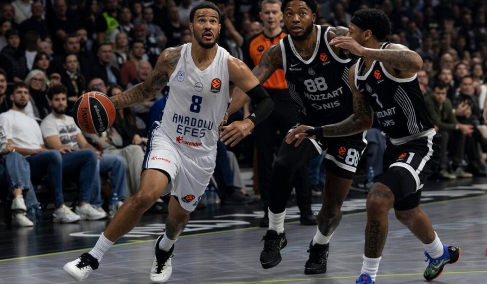 anadolu efes 6 sayiyla kaybetti F9vEhhlW.jpg
