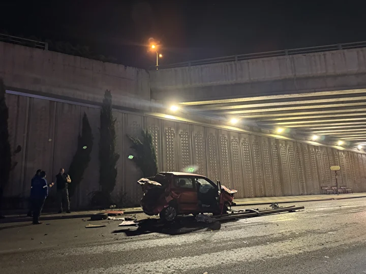 ankarada vahim kaza otomobil kopruden dustu 1 8mp8AZYO