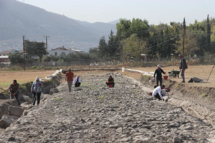 antakya antik hipodrom ve etrafindaki hafriyat calismalari devam ediyor 5 Weh4G6eZ