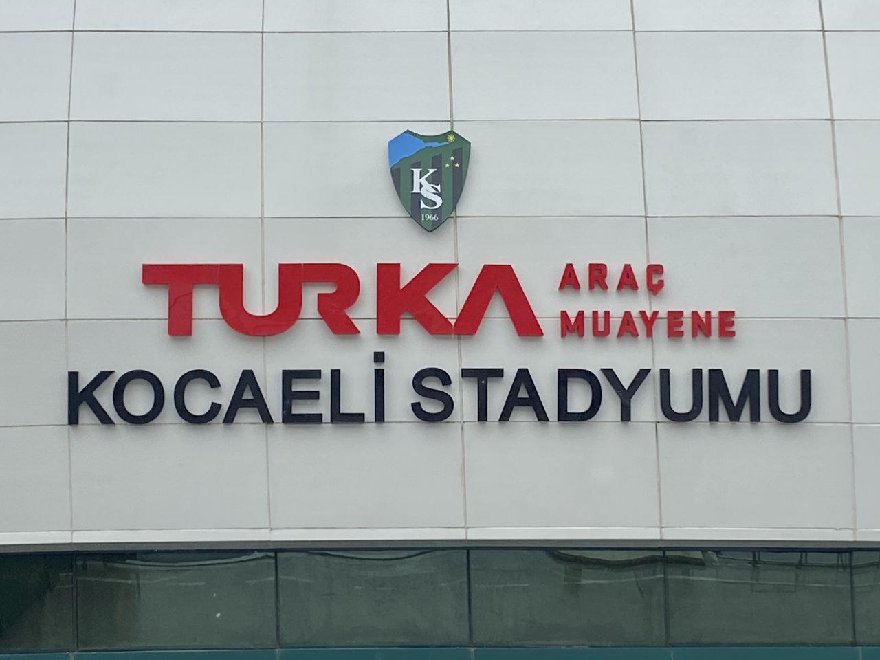arac muayene istasyonu super lig grubuna sponsor oldu stadyum ismi degisti 2 lSPadK3R