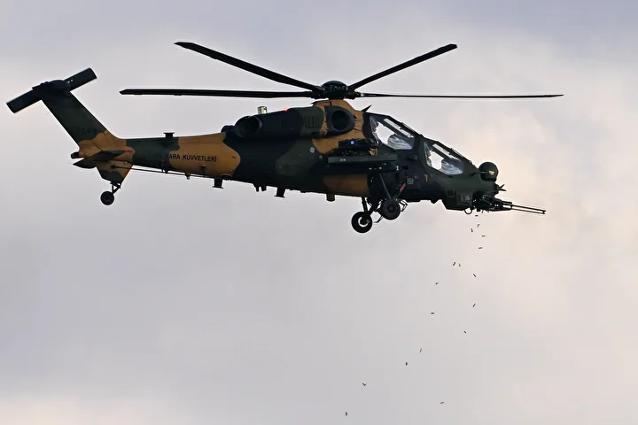 'Ateş Özgür'de maksatlar tam isabetle vuruldu: TSK envanterine katılan yeni ögeler birinci kere alanda 94 ates ozgurde maksatlar tam isabetle vuruldu tsk envanterine katilan yeni ogeler birinci kere alanda ZViv7aXM