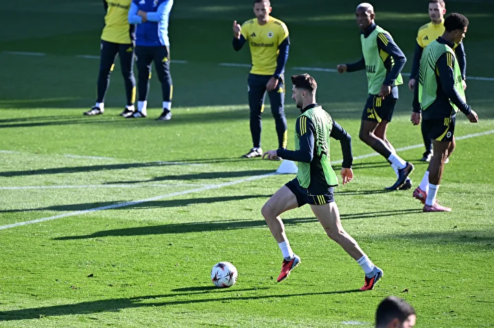 Avrupa Ligi’nde kritik imtihan: Fenerbahçe-Nice maçı hangi kanalda, saat kaçta? Maç şifresiz kanalda mı? Yayın bilgileri aşikâr oldu 4 avrupa liginde kritik imtihan fenerbahce nice maci hangi kanalda saat kacta mac sifresiz kanalda mi hSabTsqK