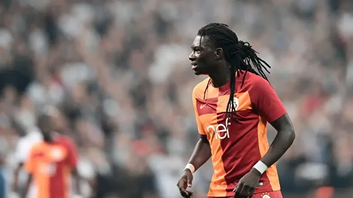 Bafetimbi Gomis’ten Fenerbahçeli yıldıza şok kelamlar: ‘Seni besleyen eli vurma’ 3 bafetimbi gomisten fenerbahceli yildiza sok kelamlar seni besleyen eli vurma 2 vWMa68vs