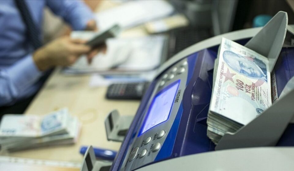 bankacilik bolumunun mevduati gecen hafta artti E2NX6swL.jpg