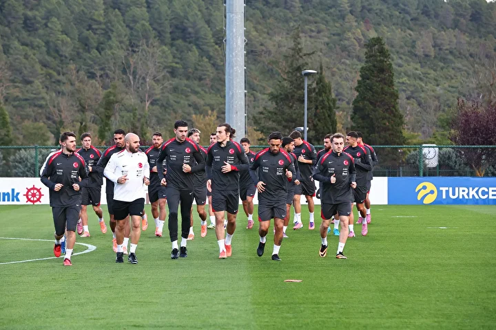 baris alper yilmazin yoklugunda montelladan flas karar yerine onu oynatacak 1 vk1qWhn8