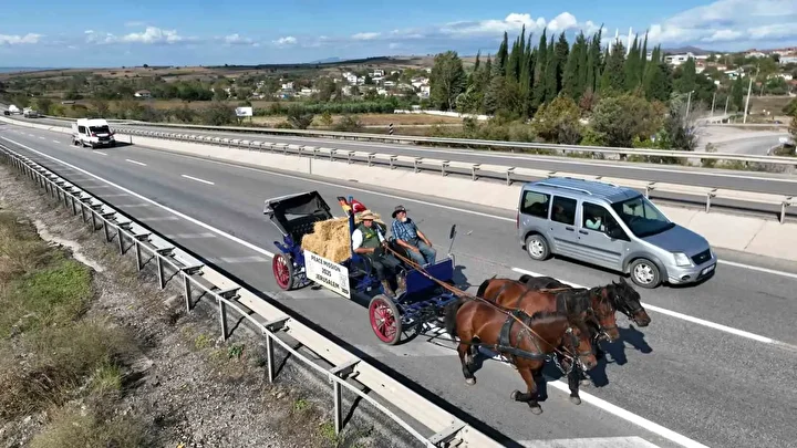 baris icin at uzerinde 4 bin 800 kilometre amaclari kuduse varmak 1 W6dlj4sL