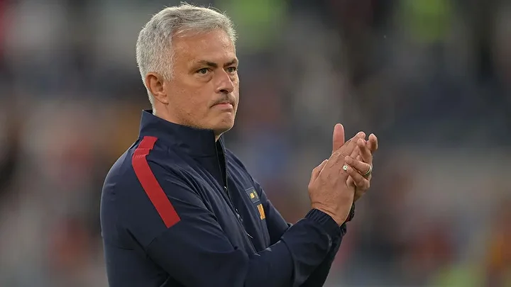 Benfica’da derbi öncesi büyük kriz: Mourinho basın toplantısında açıklayacak 5 benficada derbi oncesi buyuk kriz mourinho basin toplantisinda aciklayacak 4 26sPqVY7