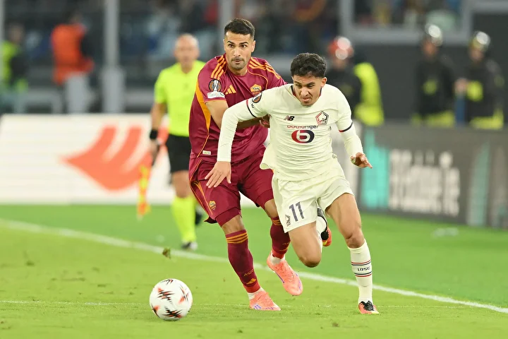 Berke Özer'den tarihe geçen 3 penaltı kurtarışı: Roma'nın kabusu oldu | GÖRÜNTÜ 1 berke ozerden tarihe gecen 3 penalti kurtarisi romanin kabusu oldu goruntu 0 Di5egMDE