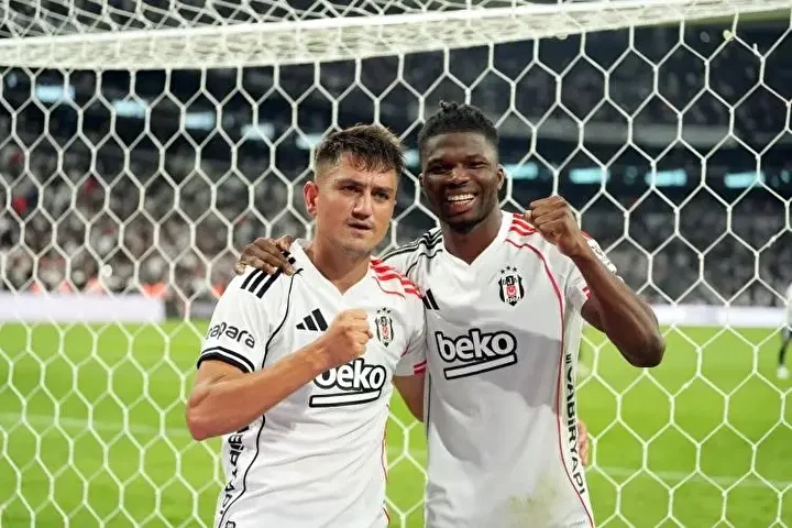 Beşiktaş'a yıldız isimden makûs haber! Ulusal kadroya gönderilmedi 4 besiktasa yildiz isimden mak s haber ulusal kadroya gonderilmedi 3 ZgUwTjPL