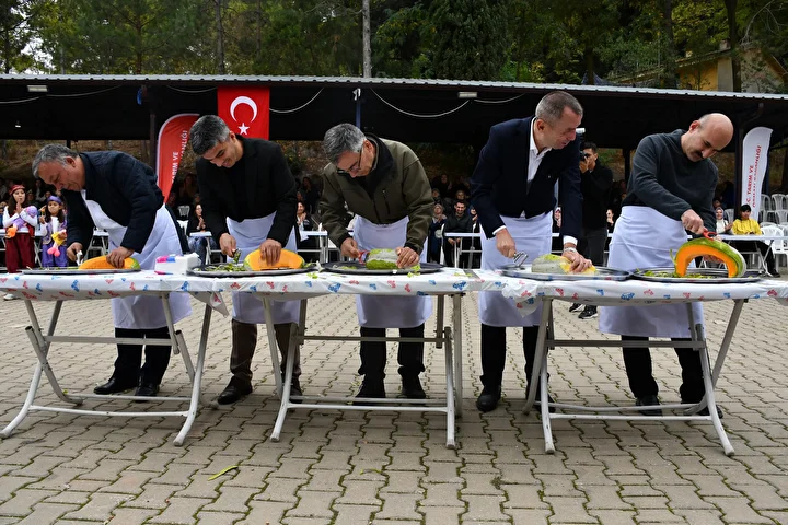 bilecikte kizildamlar kestane kabagi senligi yapildi 0 q3c2lEBs