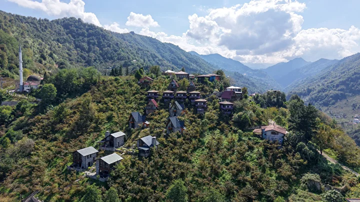 Bu meskenler tek bir kumanda ile 360 derece dönüyor: Trabzon'da yapıldı 11 bu meskenler tek bir kumanda ile 360 derece donuyor trabzonda yapildi 10 vKQ2NiiB