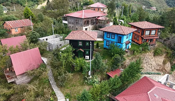Bu meskenler tek bir kumanda ile 360 derece dönüyor: Trabzon'da yapıldı 12 bu meskenler tek bir kumanda ile 360 derece donuyor trabzonda yapildi 11 y6ltwmLN