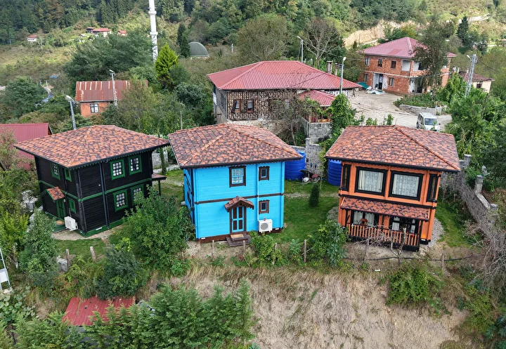 Bu meskenler tek bir kumanda ile 360 derece dönüyor: Trabzon'da yapıldı 4 bu meskenler tek bir kumanda ile 360 derece donuyor trabzonda yapildi 3 Tw7F4rON