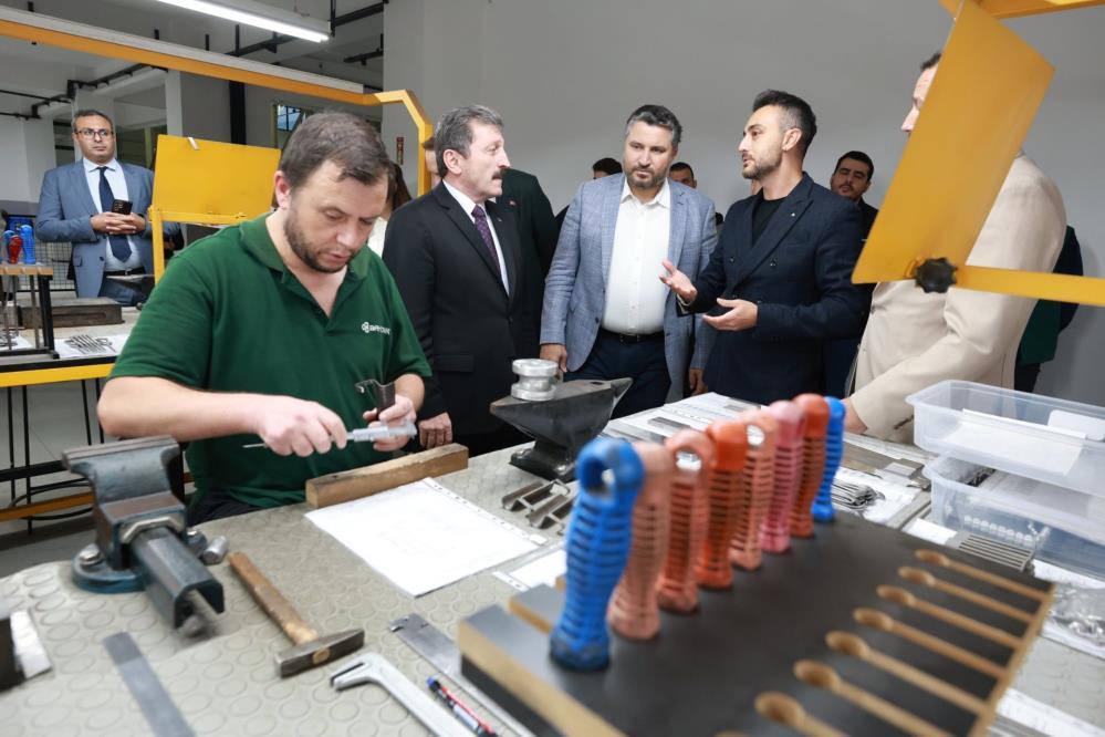 Bu vilayetimizin başına talih kuşu kondu! İki Türk devi bölgede üs kuracak 4 bu vilayetimizin basina talih kusu kondu iki turk devi bolgede us kuracak 3 lUfbGC7f