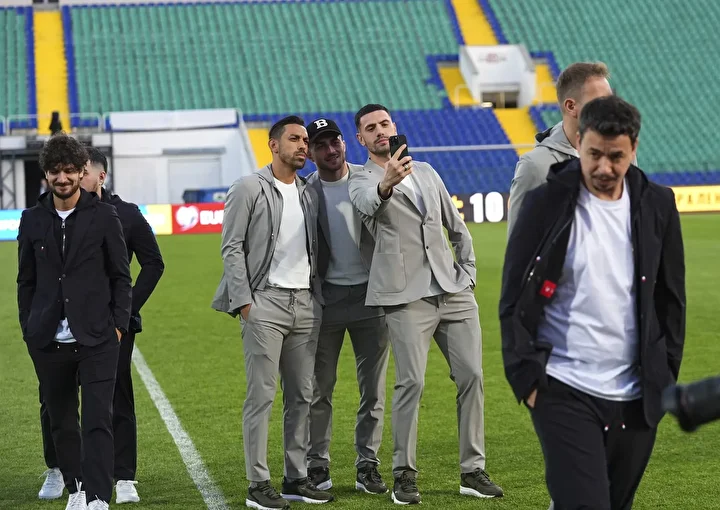 Bulgaristan'da İrfan Can Kahveci'ye dikkat çeken soru! Yansısı gündem oldu 2 bulgaristanda irfan can kahveciye dikkat ceken soru yansisi gundem oldu 1 4IsZ7SQg