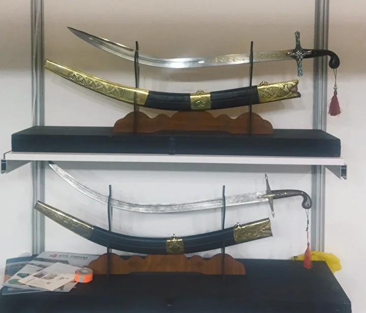 bursanin son ustasi herkes onun pesinde bireye ozel uretiyor imali tam bir ay suruyor ElnBcIqV