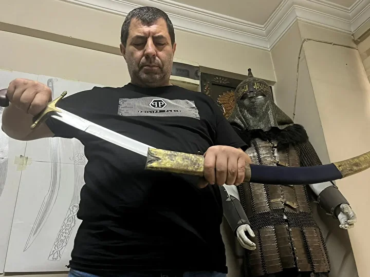 bursanin son ustasi herkes onun pesinde bireye ozel uretiyor imali tam bir ay suruyor Z7IgME8T