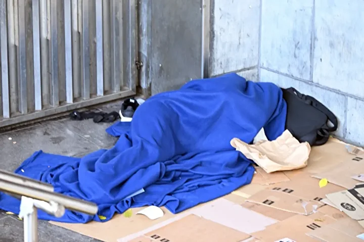 'Büyülü' Avrupa evsizlere sahip çıkamadı: Her gece en az 1,27 milyon kişi sokakta uyuyor 2 buyulu avrupa evsizlere sahip cikamadi her gece en az 127 milyon kisi sokakta uyuyor