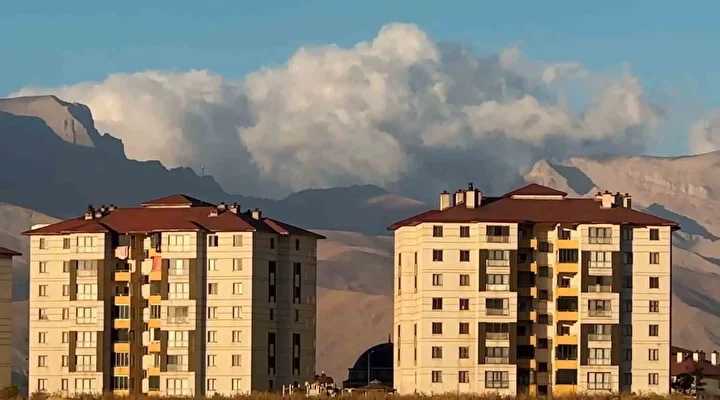 Cilo Dağı üzerindeki bulut kümesiyle mest etti 1 cilo dagi uzerindeki bulut kumesiyle mest etti 0 A4kAW97s