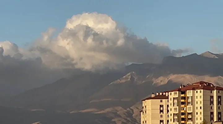 Cilo Dağı üzerindeki bulut kümesiyle mest etti 7 cilo dagi uzerindeki bulut kumesiyle mest etti 6 GaF2VHNj
