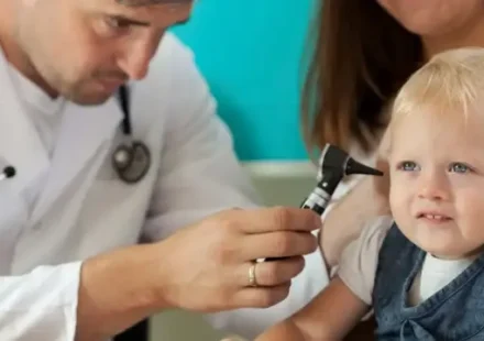 Çocuklarda orta kulak iltihabı belirtileri ve korunma yolları nelerdir? Uzmanından açıklama cocuklarda orta kulak iltihabi belirtileri ve korunma yollari nelerdir uzmanindan aciklama LlScPKpz.webp