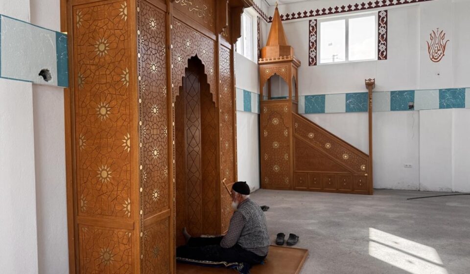 cocuklarina kizip miras birakacagi araziyi satip parasiyla cami yaptirdi WIzhMIDw.jpg
