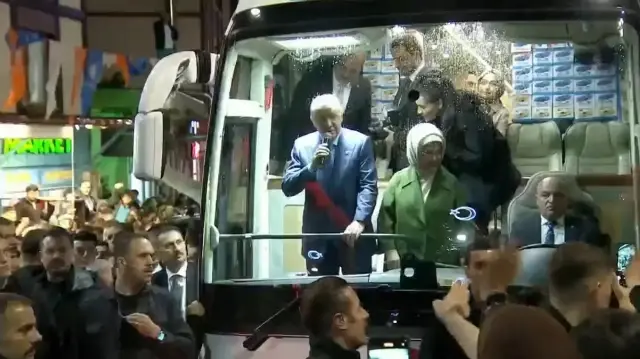 cumhurbaskani erdogan memleketi rizede vatandaslardan coskulu karsilama 9URCkUg3.webp