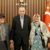 cumhurbaskani erdogan mersinli sehit ailesini kabul etti G1h8WbBO.webp