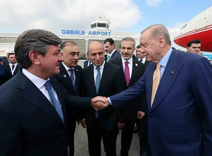 cumhurbaskani erdogan tdt zirvesine katilmak uzere azerbaycanda 0 7nZgTz9D