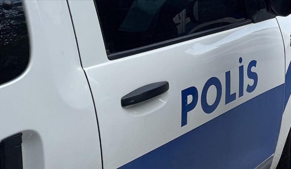 duzmece e imza sorusturmasinda yeni gelisme 93 kuskulu adliyeye sevk edildi jX7hUz9b.jpg